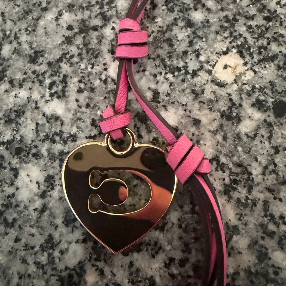 Coach bag charm - Picture 3 of 3